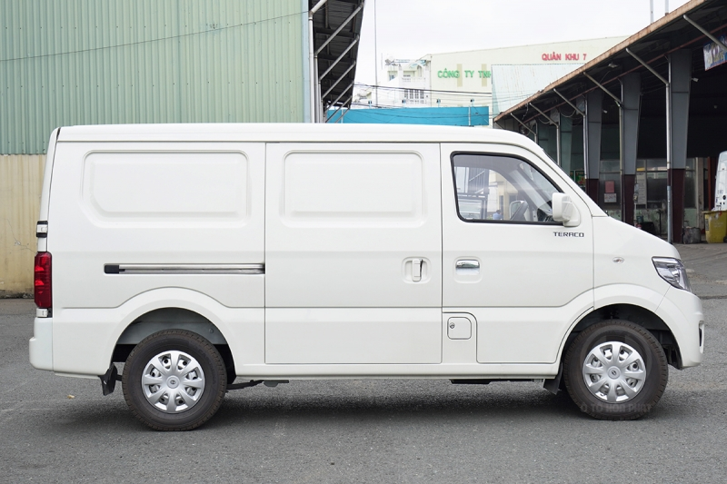 Tera V8 2 Chỗ 945kg: Giải Pháp Vận Tải Thông Minh Cho Doanh Nghiệp Hiệu Quả
