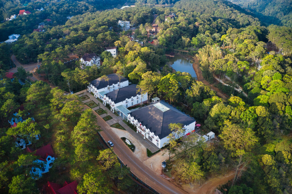 Golden boutique hotel măng Đen