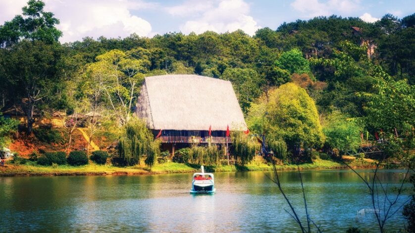 Hồ Đắk ke