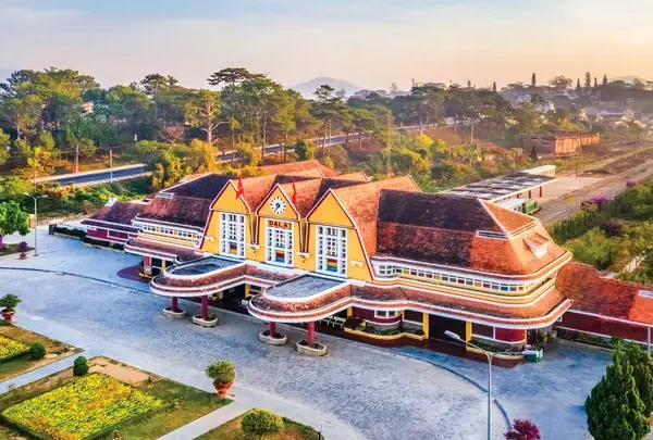 Nhà ga đà lạt